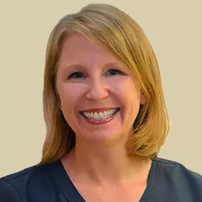 Dr. Sarah McKenzie, Franklin Veterinarian